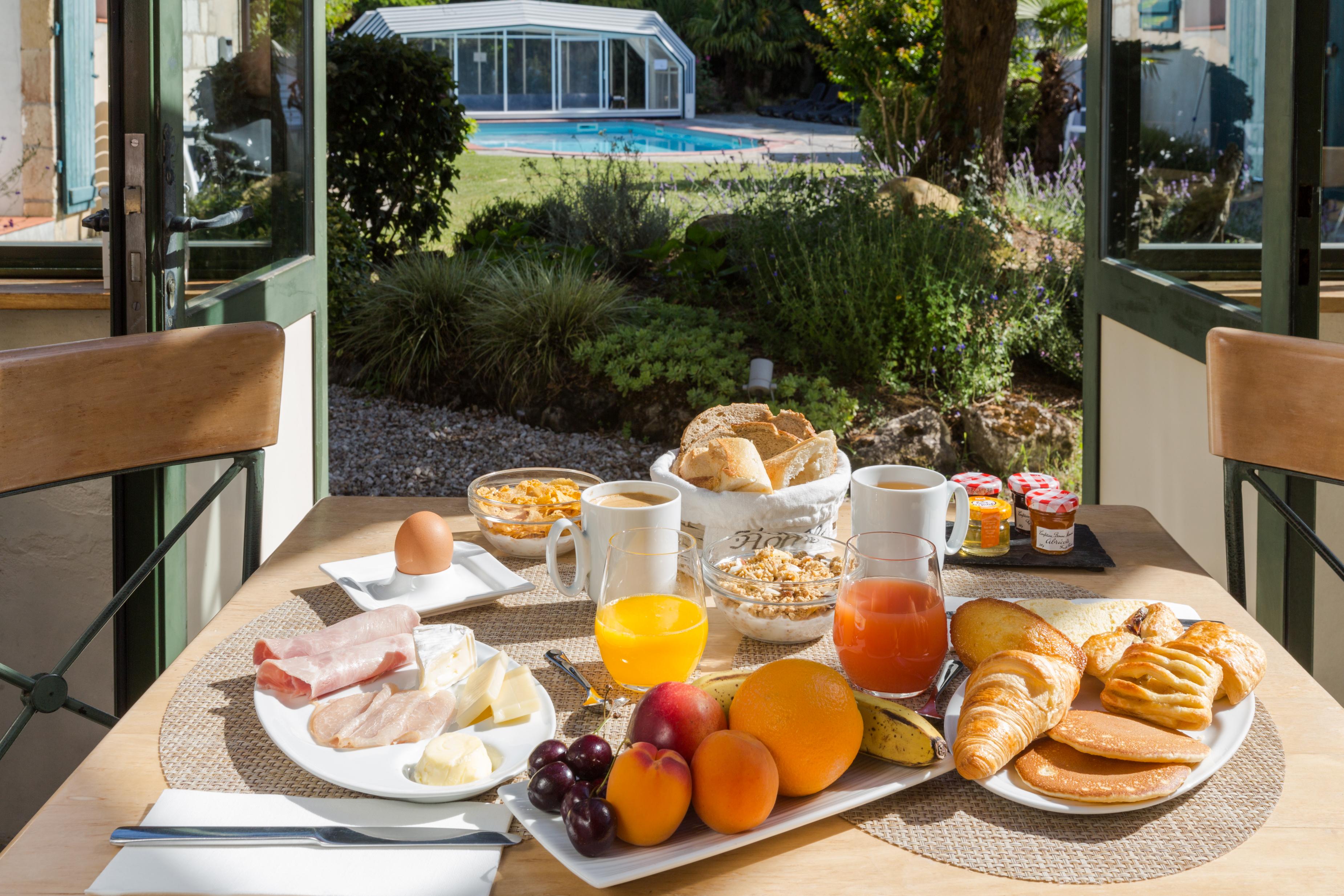 Domaine Le Martinet, The Originals Relais Hotel Bouin  Luaran gambar