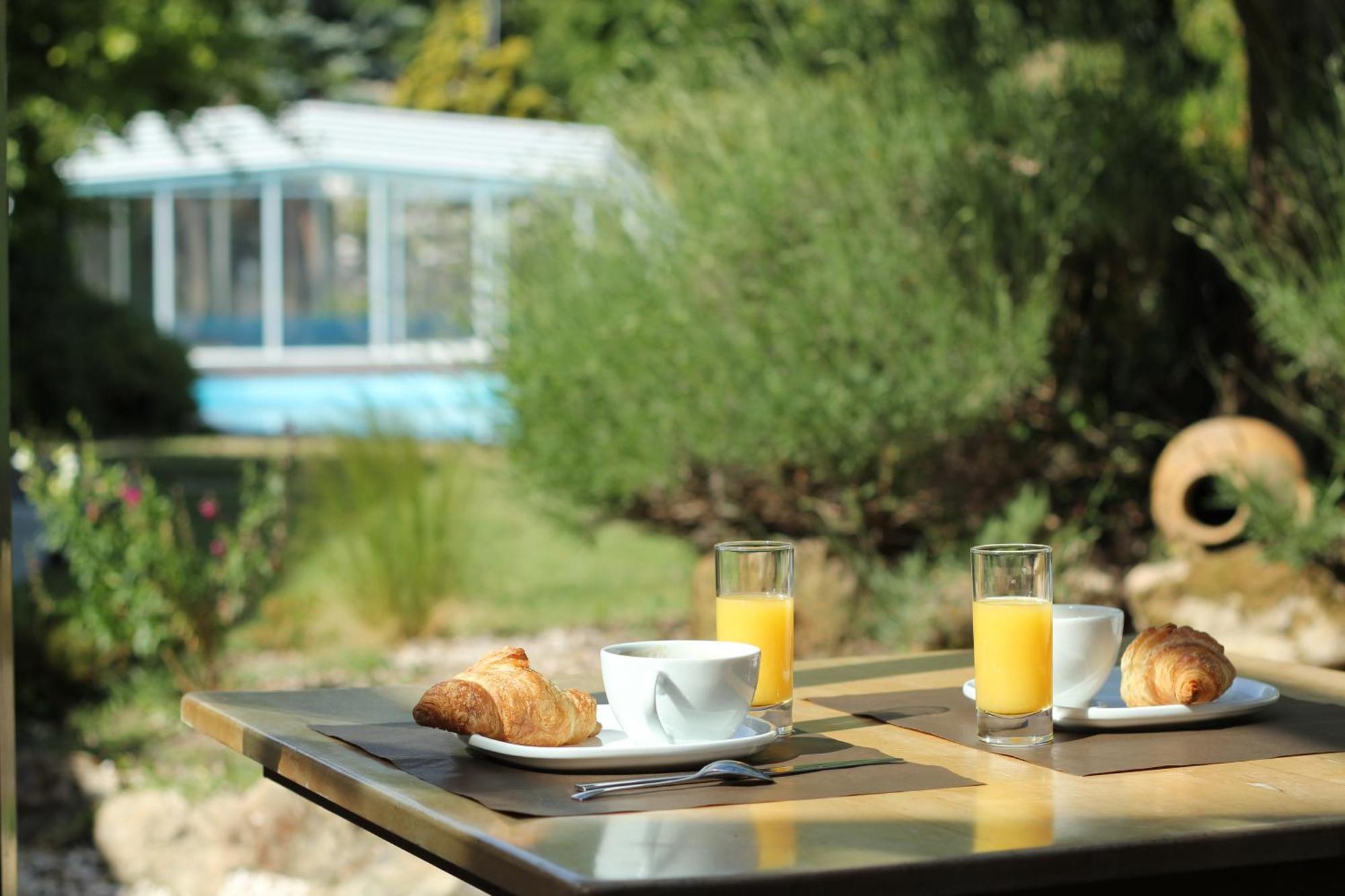 Domaine Le Martinet, The Originals Relais Hotel Bouin  Luaran gambar
