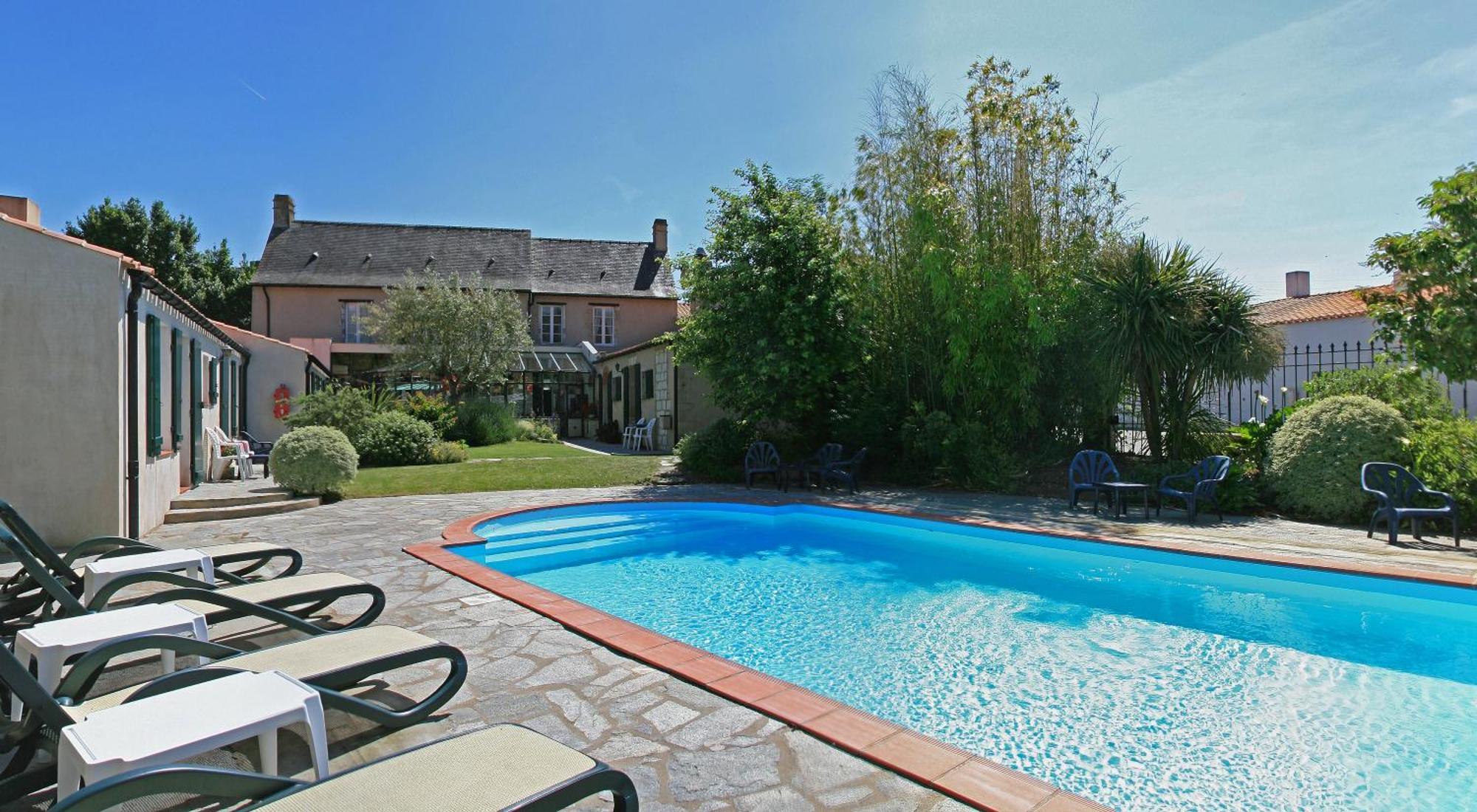 Domaine Le Martinet, The Originals Relais Hotel Bouin  Luaran gambar