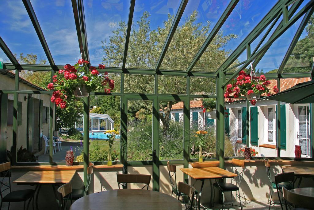 Domaine Le Martinet, The Originals Relais Hotel Bouin  Luaran gambar